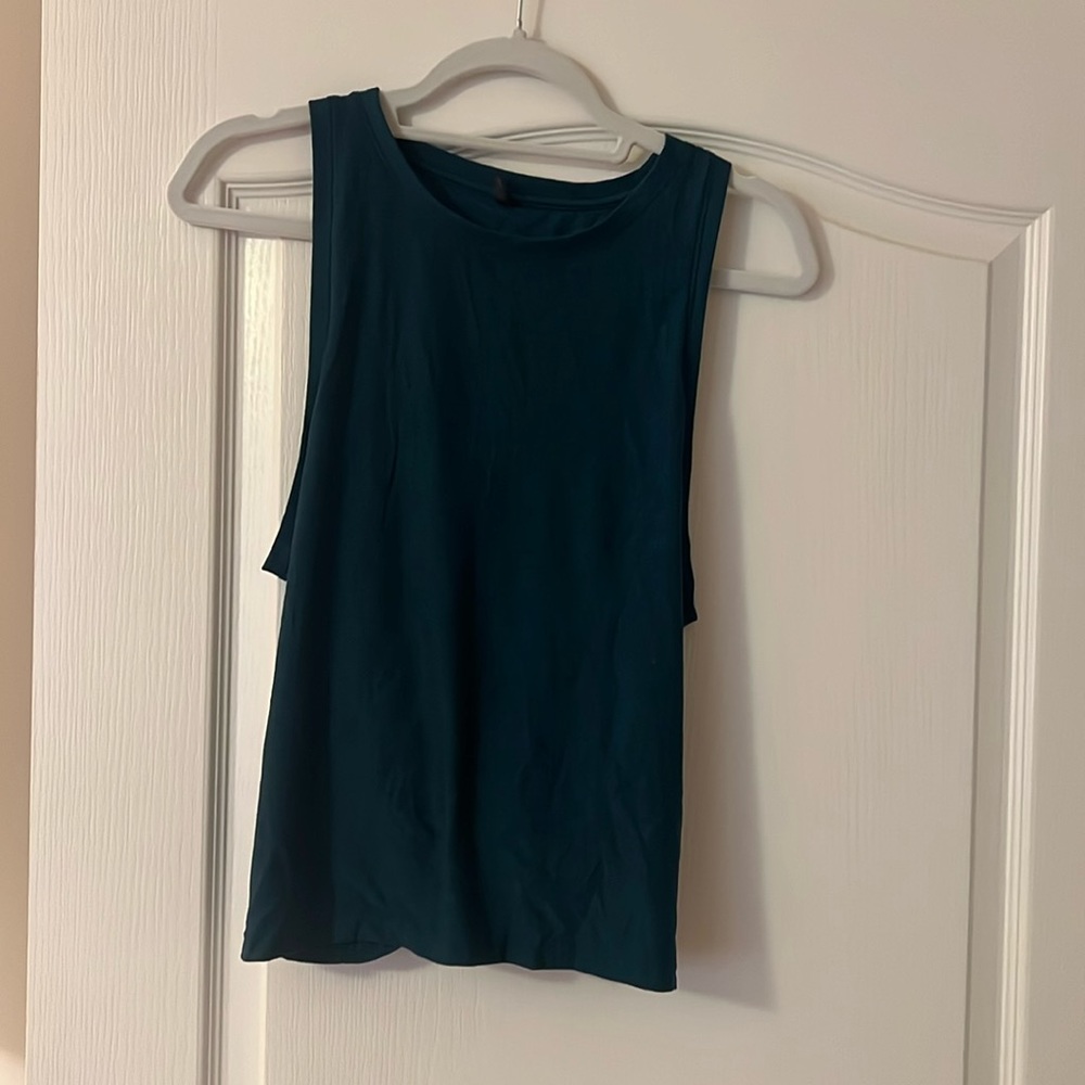 Beyond yoga featherweight tank top